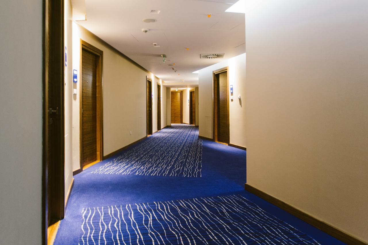 Hotel Adria Budva Bagian luar foto