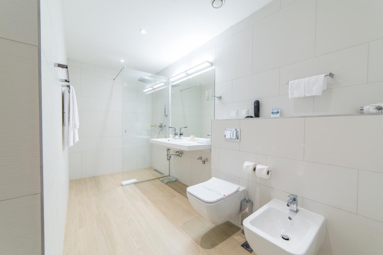 Hotel Adria Budva Bagian luar foto